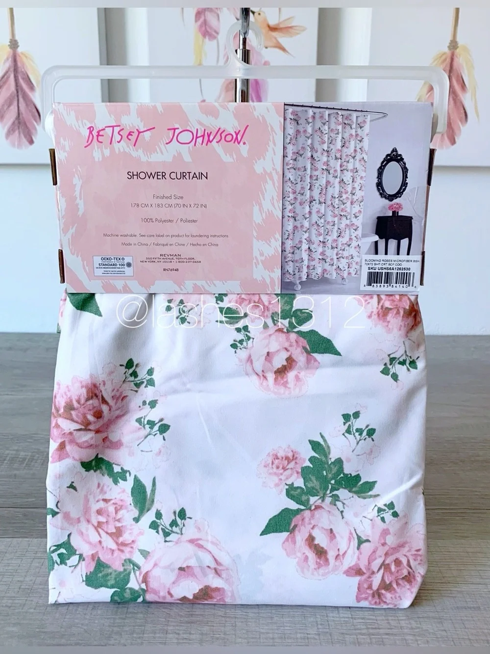 BETSEY JOHNSON Shower Curtain Blooming Roses - White Pink Floral